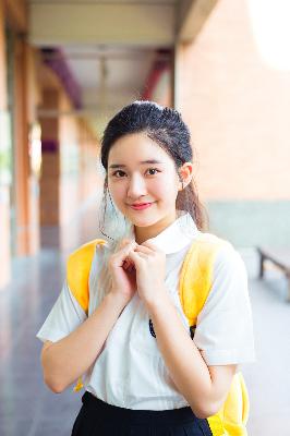 免费B站看大片真人直播